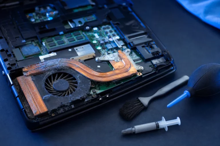 Laptop się przegrzewa – czyszczenie chłodzenia i wymiana pasty